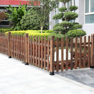 饰栏杆 碳化木围栏防腐木栅栏别墅花园护栏菜园花坛篱笆隔断室外装