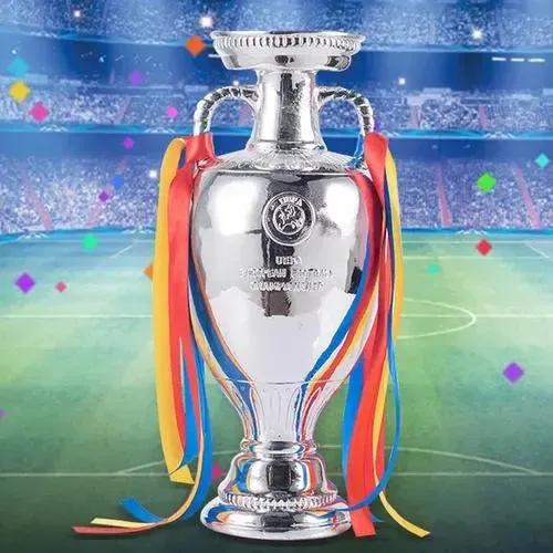2021欧洲杯夺冠分析(西班牙意大利英格兰谁将成为欧洲杯冠军，最终决定因素竟是新冠？)