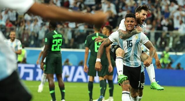 尼日利亚对阿根廷(罗霍终场前绝杀梅西破门，阿根廷2-1尼日利亚涉险晋级)