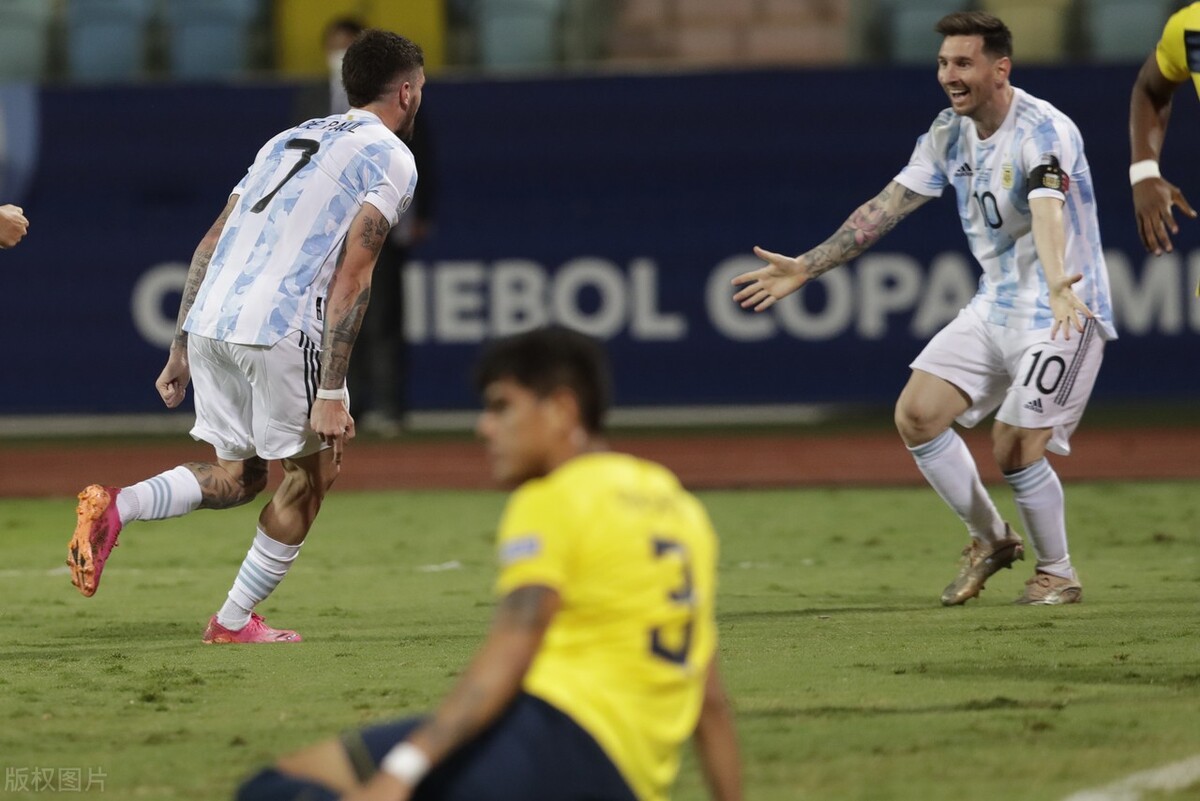 阿根廷3-0厄瓜多尔挺进4强(1球2助，梅西独造3球！阿根廷3-0厄瓜多尔，晋级美洲杯4强)