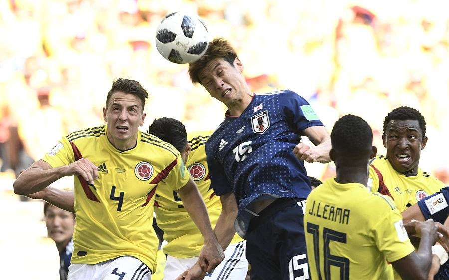 世界杯日本vs哥伦比亚几比几(2018年世界杯日本队征程回顾，曾2球领先世界第3比利时，虽败犹荣)