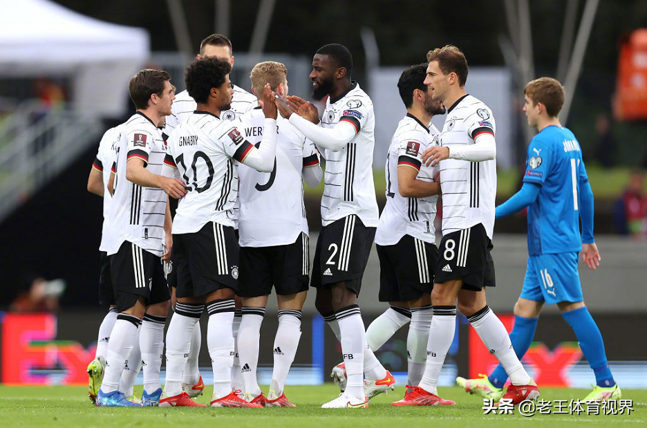 德国vs冰岛谁赢了(世预赛：萨内传射建功，德国4-0冰岛，6战积15分领跑积分榜)