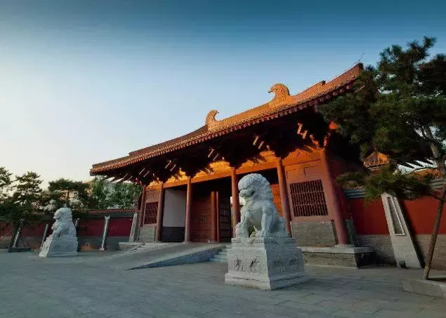 门的结构(中国古建筑中的“门”，由哪些构件组成？)
