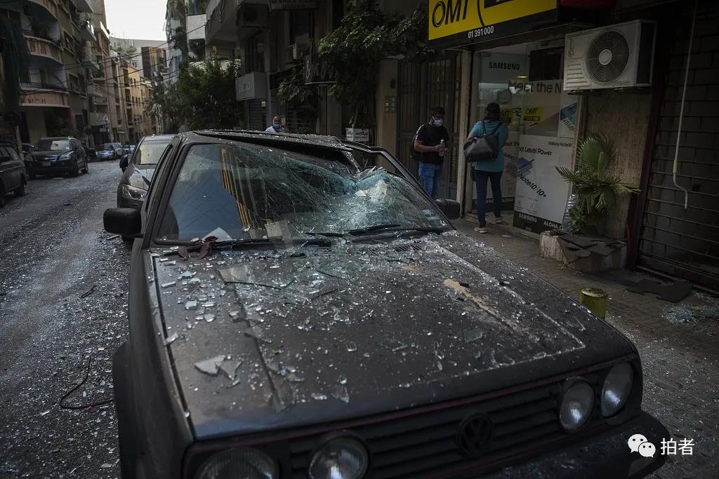 黎巴嫩首都爆炸死亡人数(多图直击黎巴嫩首都爆炸现场：建筑被毁，伤亡惨重)