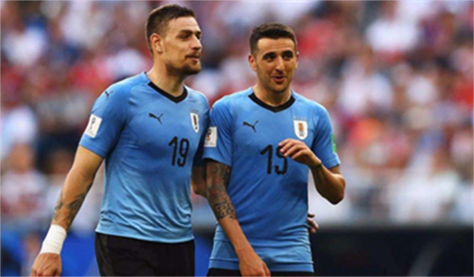 乌拉圭曾多少次得到过世界杯冠军(乌拉圭只夺过两次世界杯的冠军，为什么胸前却有四星?)