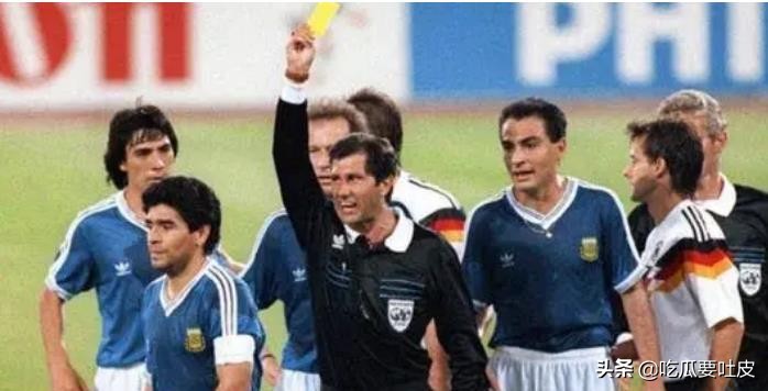 90年世界杯德国主力阵容(世界杯小历史，1990年世界杯决赛，争议的点球？联邦德国终捧杯)