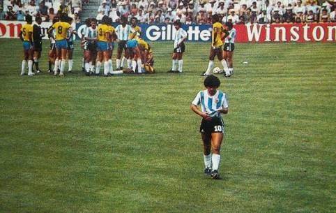 1978世界杯决赛进球数(回顾世界杯的马拉多纳之1982：无辜的恶魔)
