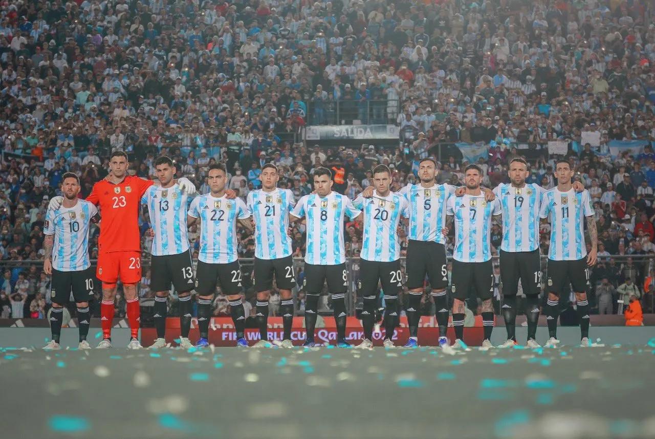 2021年美洲杯阿根廷晋级之路(2021，阿根廷国家队梦幻难忘的一年)