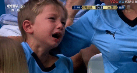 世界杯决赛感人瞬间(把足球融入生命里！世界杯历史上10大感人瞬间，你看哭了吗?)