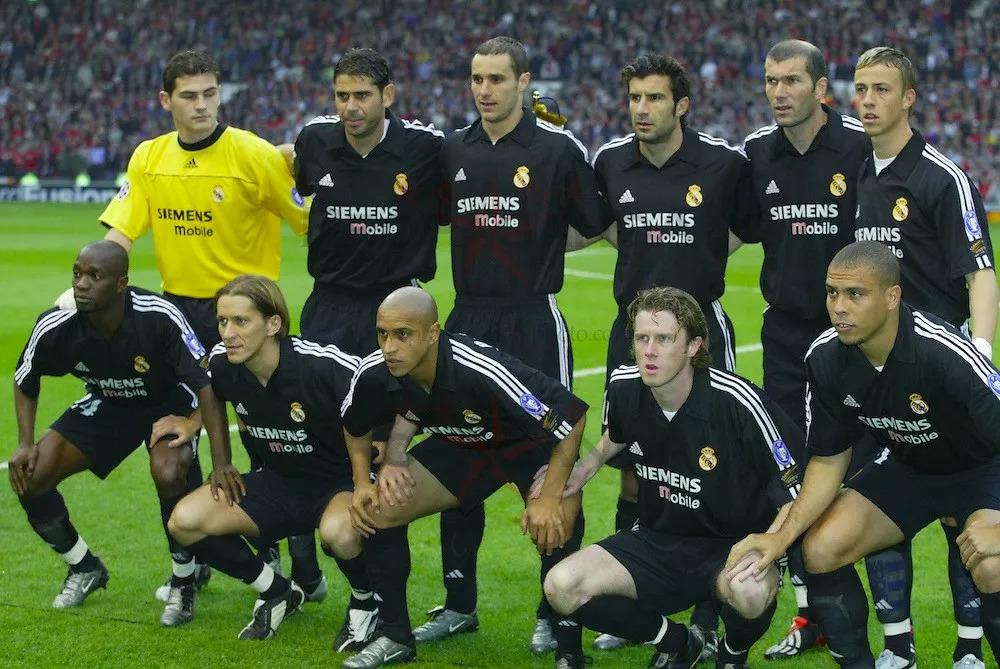 2002欧冠皇马曼联(曼联与皇马最经典的这次交锋，甚至改变了欧洲足坛格局)