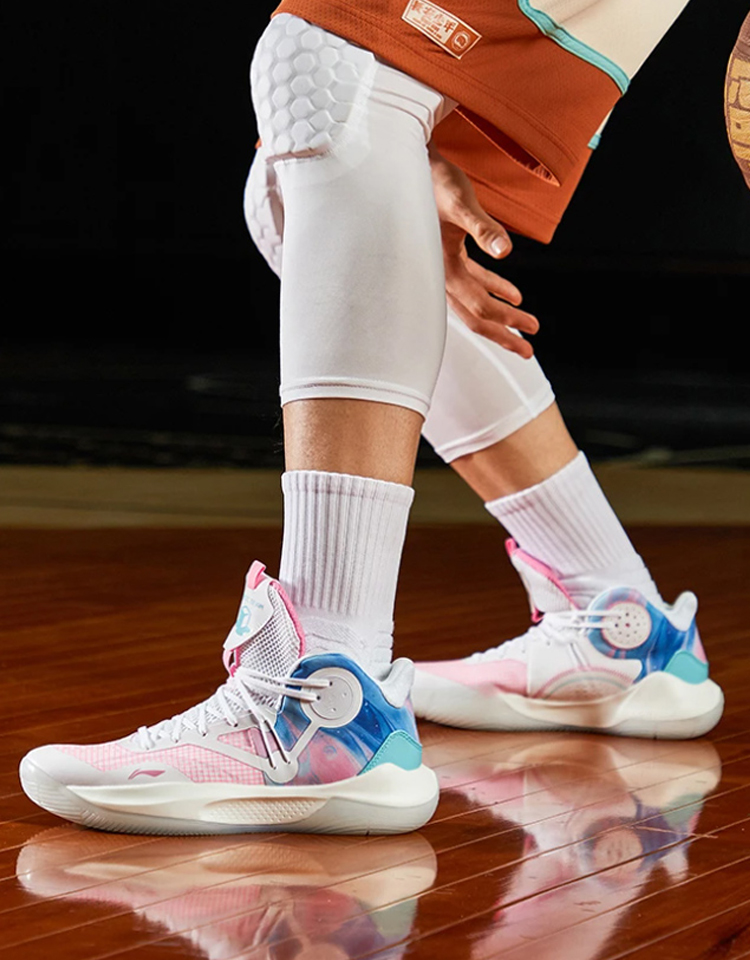 李宁篮球鞋好不好(被低估的国产篮球鞋，这8款便宜又好看，和Nike比毫不逊色)