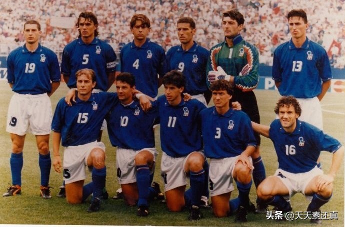 1994年世界杯几个球队(足球史上有两支球队，以小组第三身份出线，最后打进决赛)