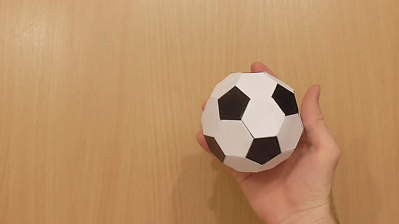 折纸足球视频(一个真正的纸足球，按照步骤学习，很快就能学会（步骤2-1）)