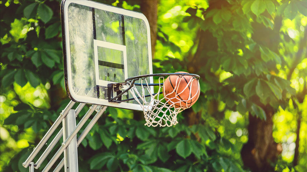 篮球是哪年发明的(你知道篮球运动是怎么诞生的吗?发明之际他才30岁)