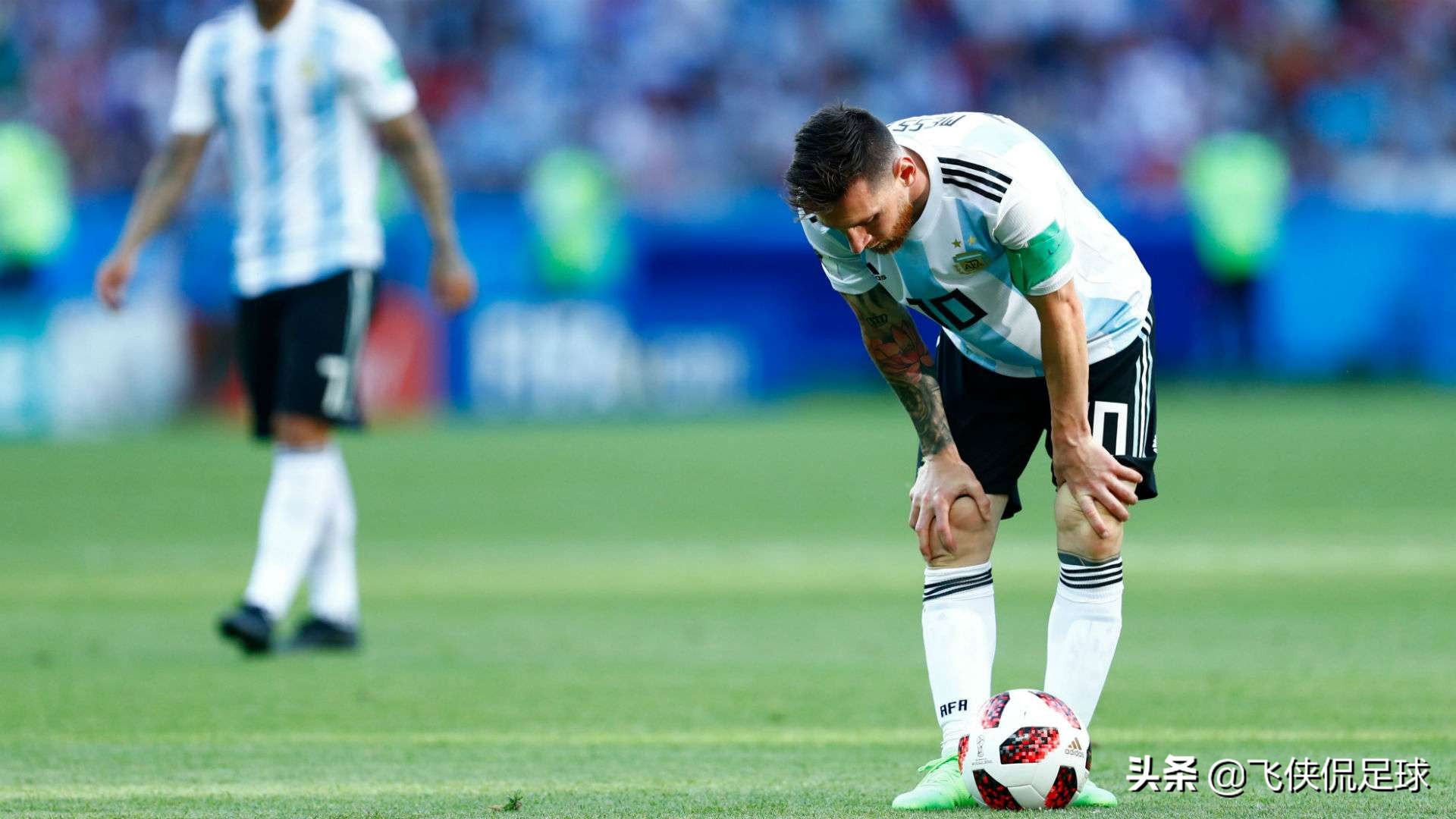 2010梅西世界杯(马拉多纳：2010年世界杯德国4-0击败阿根廷，梅西在阵雨中哭泣)