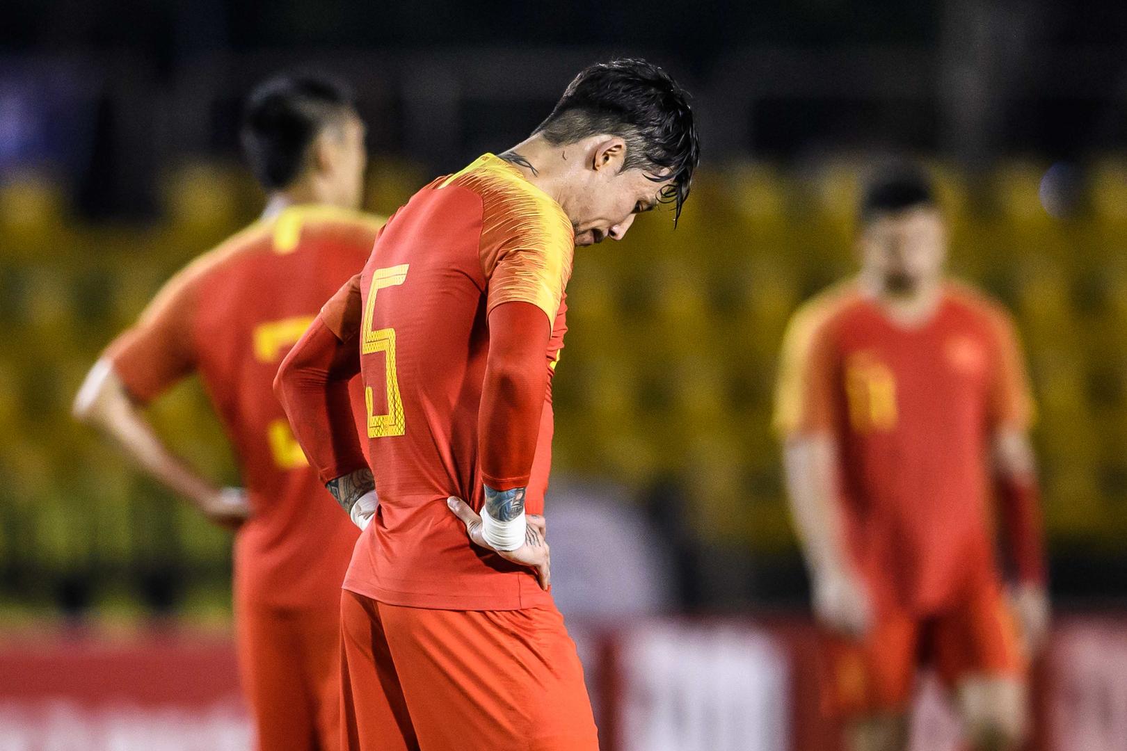 中国vs菲律宾世预赛(三叉戟“哑火”世预赛国足客场0比0憾平菲律宾)
