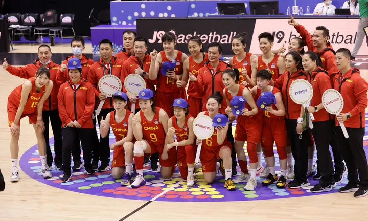 女篮世界杯中国队成绩2022(大破法国！中国女篮三战全胜净胜67分，昂首晋级女篮世界杯)