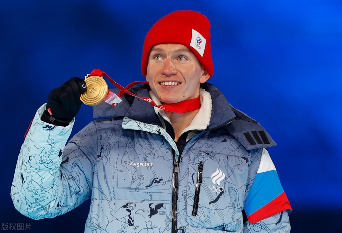 为什么禁止俄罗斯参加奥运会(冬奥会，俄罗斯运动员受奖，升奥委会旗，为啥不升俄罗斯国旗?)