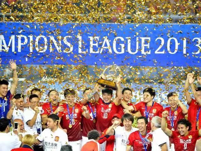 13年广州恒大4-1狂胜莱赫维亚(2013、2015赛季的广州恒大两夺亚冠联赛冠军历程)