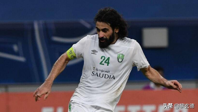 沙特所有的世界杯纪录(沙特传奇球星，超级富二代，“中东孙继海”，43岁还在踢亚冠)