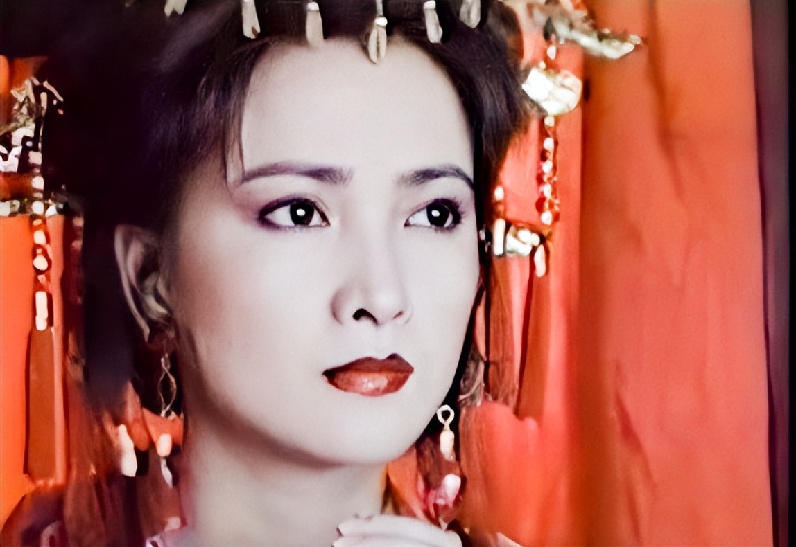 中国最漂亮的女人(5位内地顶级美女，遇上港台女神，一对比颜值差距瞬间就出来了)