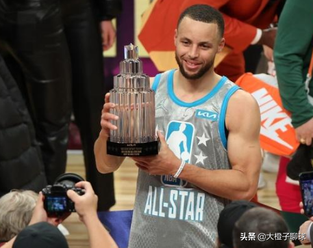 2019年NBA全明星正赛(连续5次带队赢下全明星，詹姆斯直逼历史第一)