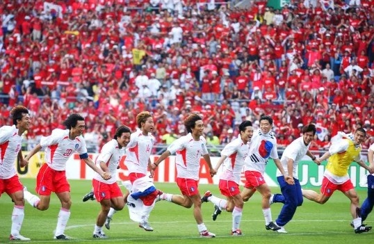 日本世界杯最好的成绩(亚足联球队征战世界杯最佳战绩：韩国2002年获得第4)
