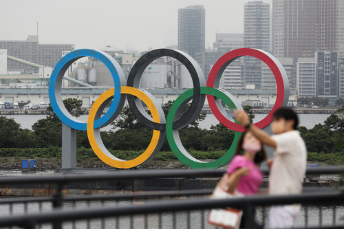 哪些企业赞助了东京奥运会(新闻分析 | 东京奥运会130亿美元的举办费用花在了哪里?)