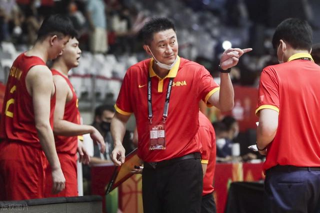 中国男篮热身赛直播（直播预告中国男篮法国热身赛）